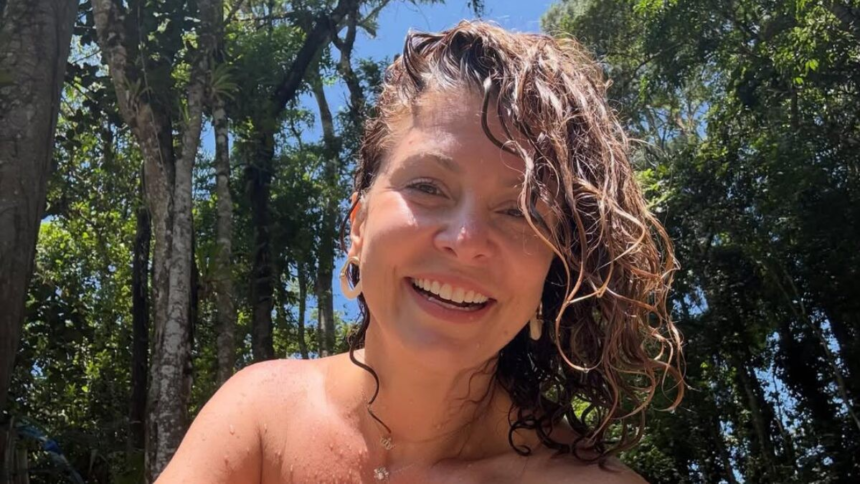 Bárbara Borges celebra estar sozinha depois de fim de namoro Bárbara Borges celebra estar sozinha depois de fim de namoro