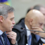 Após PF contradizê-lo, Mendonça quer que delegados esclareçam se foram constrangidos Após PF contradizê-lo, Mendonça quer que delegados esclareçam se foram constrangidos