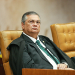 'Dark Horse': Dino cita hipótese de vínculo com PCC ao tirar sigilo de investigação 'Dark Horse': Dino cita hipótese de vínculo com PCC ao tirar sigilo de investigação