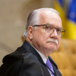 Fachin tira relatoria de Mendonça e assume caso ligado a Moraes e Vorcaro Fachin tira relatoria de Mendonça e assume caso ligado a Moraes e Vorcaro