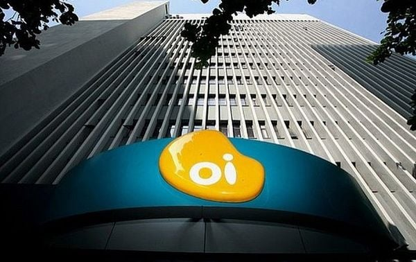 Quem vai ficar com as linhas da Oi? Empresa recebe aval para assumir operação