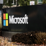 Microsoft oferece demissão voluntária para 60 mil funcionários, em corte de custos Microsoft oferece demissão voluntária para 60 mil funcionários, em corte de custos