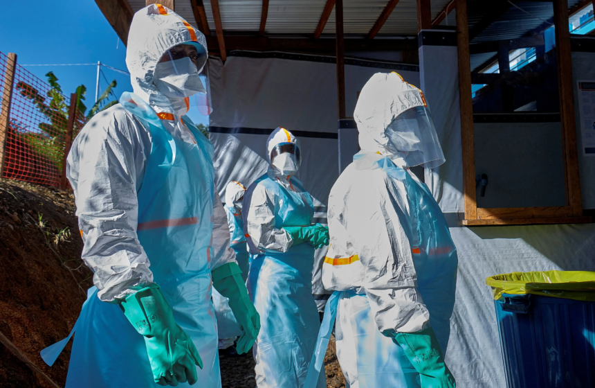 Ebola mata mais de 5 mil no Congo; 1 em cada 3 mortos não recebeu atendimento Ebola mata mais de 5 mil no Congo; 1 em cada 3 mortos não recebeu atendimento