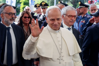 Vaticano diz que cirurgia de Leão XIV foi bem-sucedida Vaticano diz que cirurgia de Leão XIV foi bem-sucedida