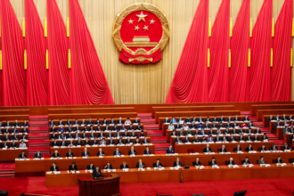 China confirma 33 expulsões no partido e promove general anticorrupção
