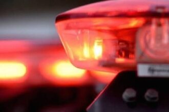 Homens disfarçados de policiais invadem casa em Rio Branco; PM é ferido em troca tiros
