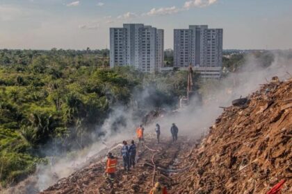 Força-tarefa consegue conter incêndio no Aterro de Inertes em Rio Branco Força-tarefa consegue conter incêndio no Aterro de Inertes em Rio Branco