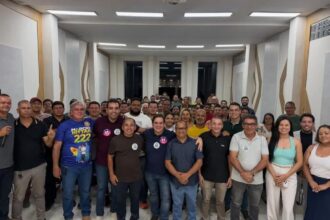 Fábio Rueda agradece votação expressiva em Cruzeiro do Sul e visita lideranças do Juruá Fábio Rueda agradece votação expressiva em Cruzeiro do Sul e visita lideranças do Juruá