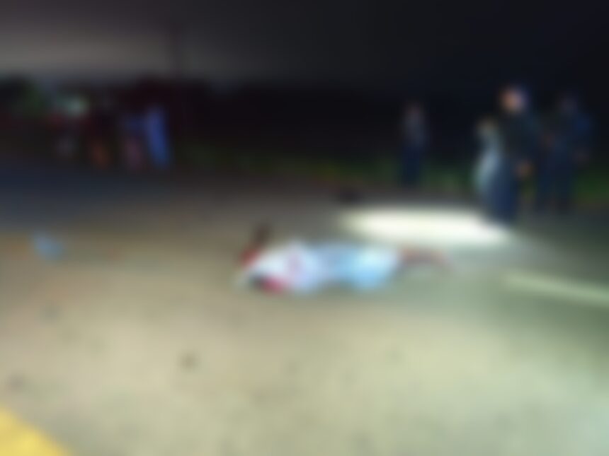 Motociclista morre após invadir pista contrária e bater de frente com caminhão na BR-364, em Rio Branco
