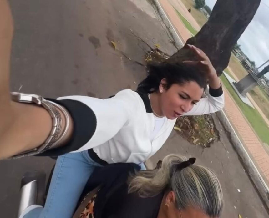Pedroca chega ao Acre, passeia pela Gameleira e se prepara para evento neste sábado