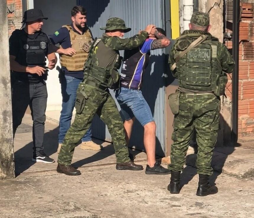 Acre integra operação nacional que apreende 16 kg de drogas e prende sete pessoas Acre integra operação nacional que apreende 16 kg de drogas e prende sete pessoas