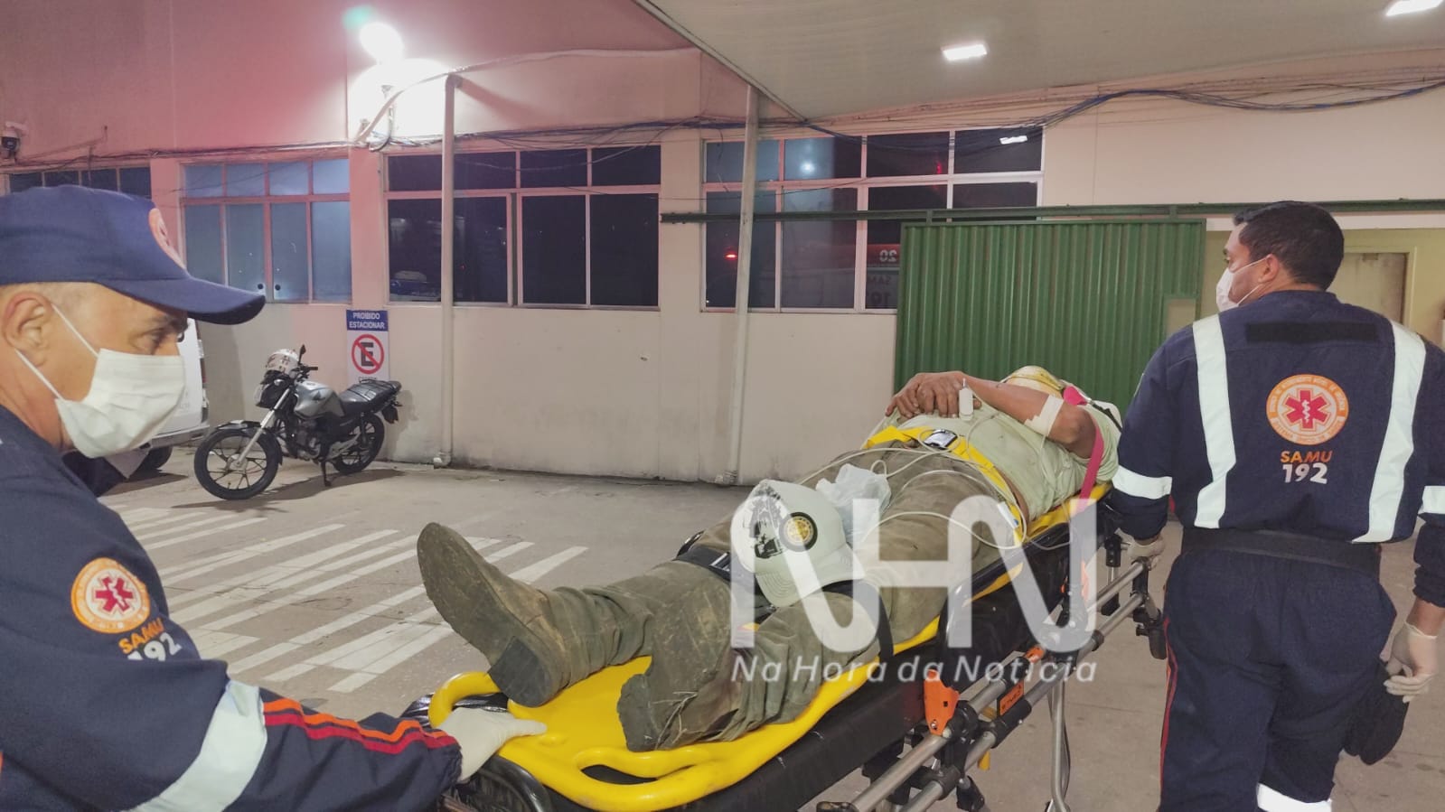 Motorista fica ferido após carro sair da pista e capotar várias vezes na BR-317, no Acre Motorista fica ferido após carro sair da pista e capotar várias vezes na BR-317, no Acre