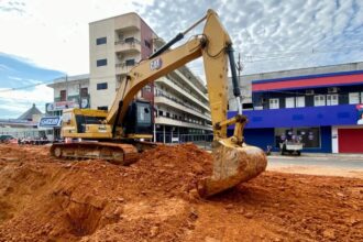 Cruzeiro do Sul avança em obras de drenagem na Joaquim Távora e asfaltamento na Copacabana Cruzeiro do Sul avança em obras de drenagem na Joaquim Távora e asfaltamento na Copacabana