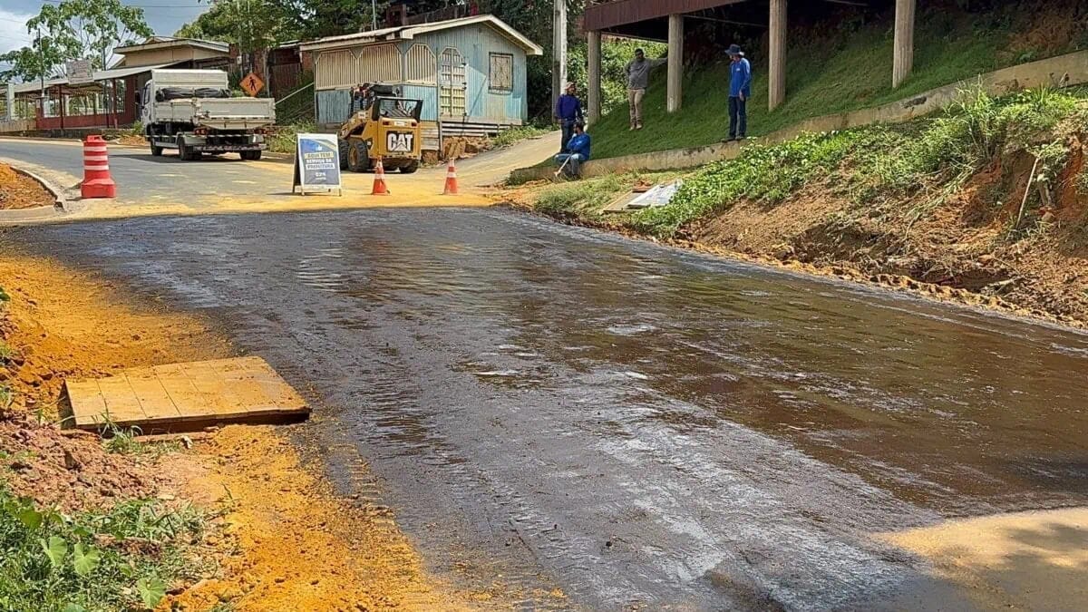 Cruzeiro do Sul avança em obras de drenagem na Joaquim Távora e asfaltamento na Copacabana Cruzeiro do Sul avança em obras de drenagem na Joaquim Távora e asfaltamento na Copacabana