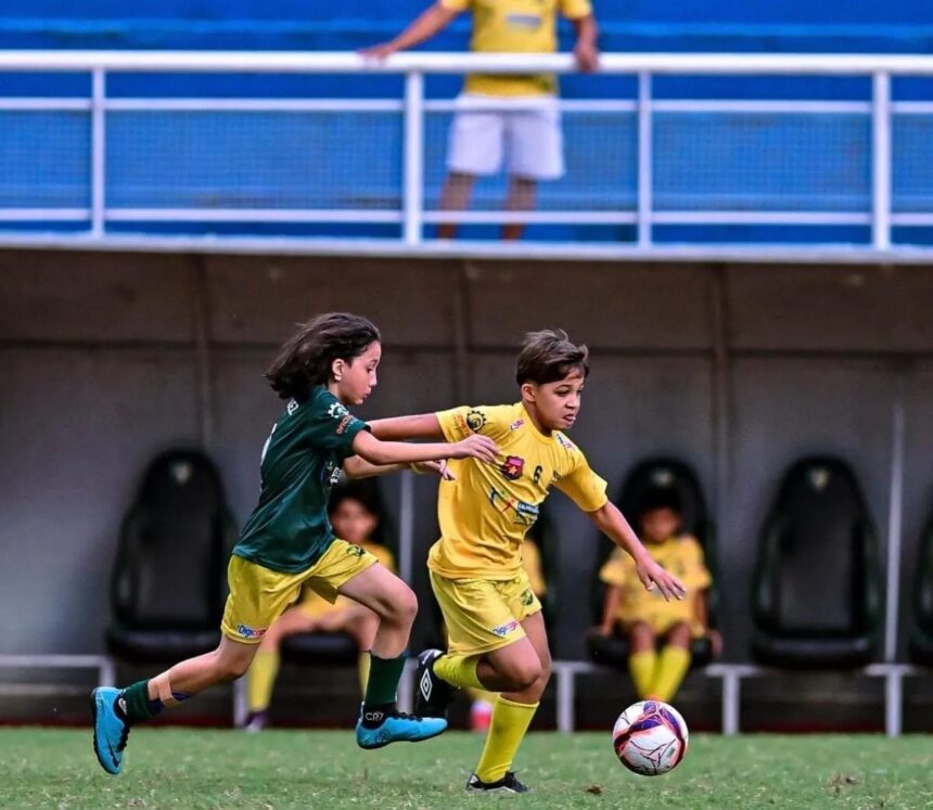 Galvez goleia COPMBM por 4 a 0 e abre vantagem na liderança do Grupo 3 Galvez goleia COPMBM por 4 a 0 e abre vantagem na liderança do Grupo 3