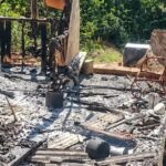 Casa é incendiada em área de disputa de terras em Sena Madureira; moradora perde todos os bens