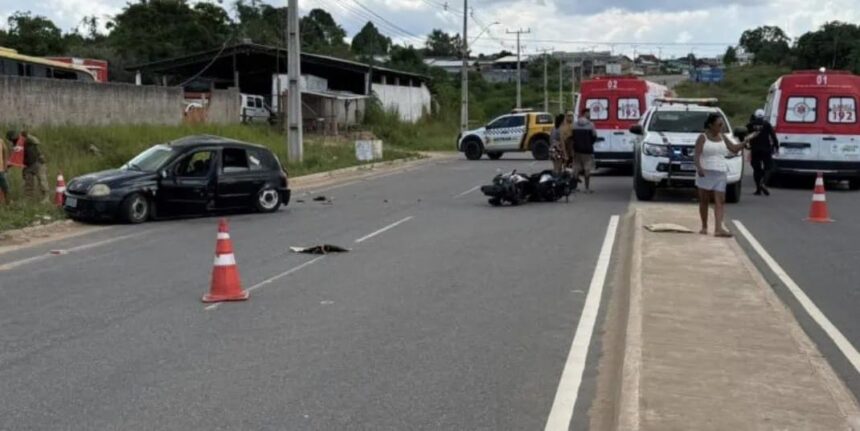 Pai de motorista é preso por desacato e desobediência em local de acidente na AC-405
