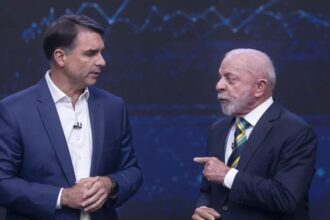 A três dias do 2º turno, disputa de sigilos esquenta e campanha de Lula vai ao TSE nesta quinta A três dias do 2º turno, disputa de sigilos esquenta e campanha de Lula vai ao TSE nesta quinta