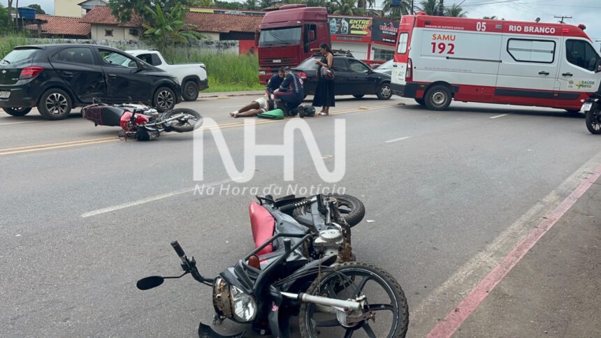 Colisão entre duas motocicletas deixa dois feridos na ladeira do Horto, em Rio Branco Colisão entre duas motocicletas deixa dois feridos na ladeira do Horto, em Rio Branco