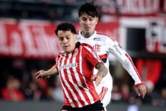 Muslera herói! Estudiantes elimina Flamengo nos pênaltis e vai à final da Libertadores Muslera herói! Estudiantes elimina Flamengo nos pênaltis e vai à final da Libertadores