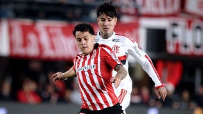 Muslera herói! Estudiantes elimina Flamengo nos pênaltis e vai à final da Libertadores Muslera herói! Estudiantes elimina Flamengo nos pênaltis e vai à final da Libertadores