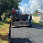 Rua João Paulo VI recebe asfalto no bairro Jardim Botânico em Senador Guiomard Rua João Paulo VI recebe asfalto no bairro Jardim Botânico em Senador Guiomard