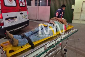 Colisão entre carros termina com veículos incendiados e dois motoristas feridos na BR-317, no Acre Colisão entre carros termina com veículos incendiados e dois motoristas feridos na BR-317, no Acre