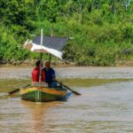 Atravessando o Rio Acre de catraia: o esforço de quem não deixa de votar Atravessando o Rio Acre de catraia: o esforço de quem não deixa de votar