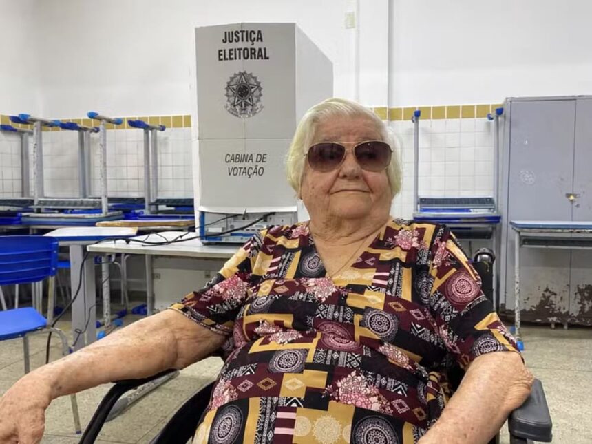 Aos 93 anos, eleitora de Natal faz questão de ir às urnas: 