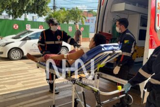 Jovem de 23 anos é esfaqueado no tórax durante bebedeira em Rio Branco Jovem de 23 anos é esfaqueado no tórax durante bebedeira em Rio Branco