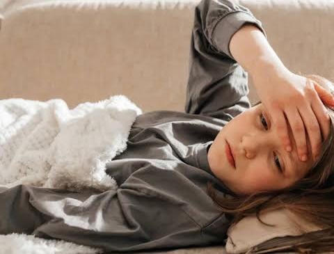 Casos de meningite pneumocócica quadruplicam no Acre e respondem por todas as mortes em 2026