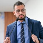 Matheus Paiva apresenta projeto que cuida da saúde mental de servidores de Rio Branco