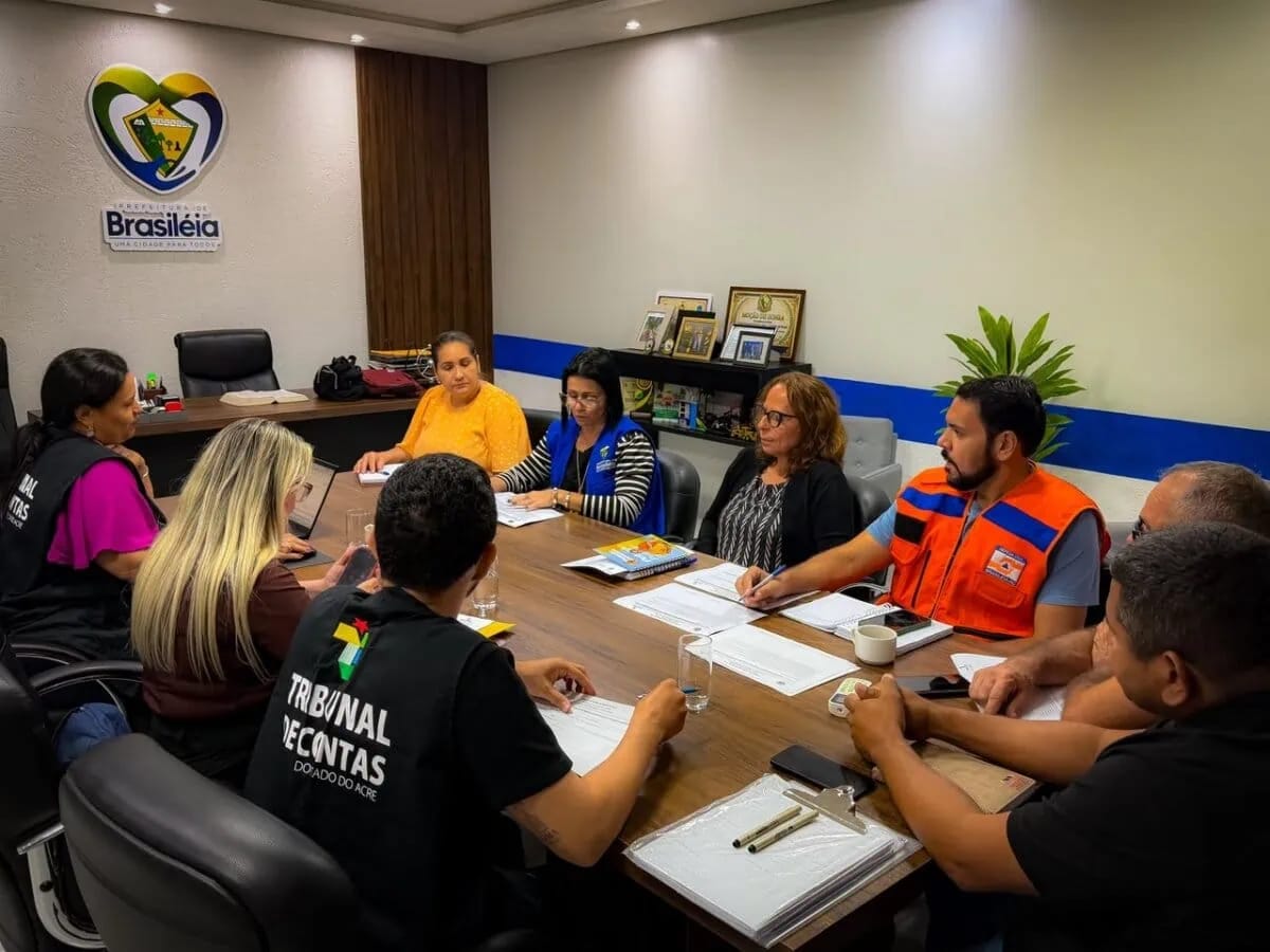 TCE-AC inspeciona Brasiléia para avaliar prevenção contra enchentes