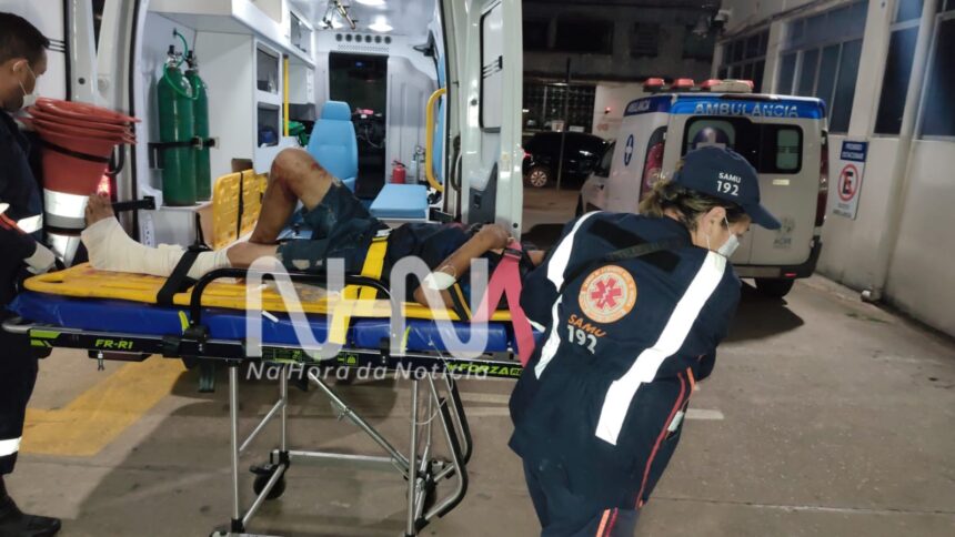 Homem em situação de rua sofre fraturas expostas após ser atropelado por motocicleta no Centro de Rio Branco