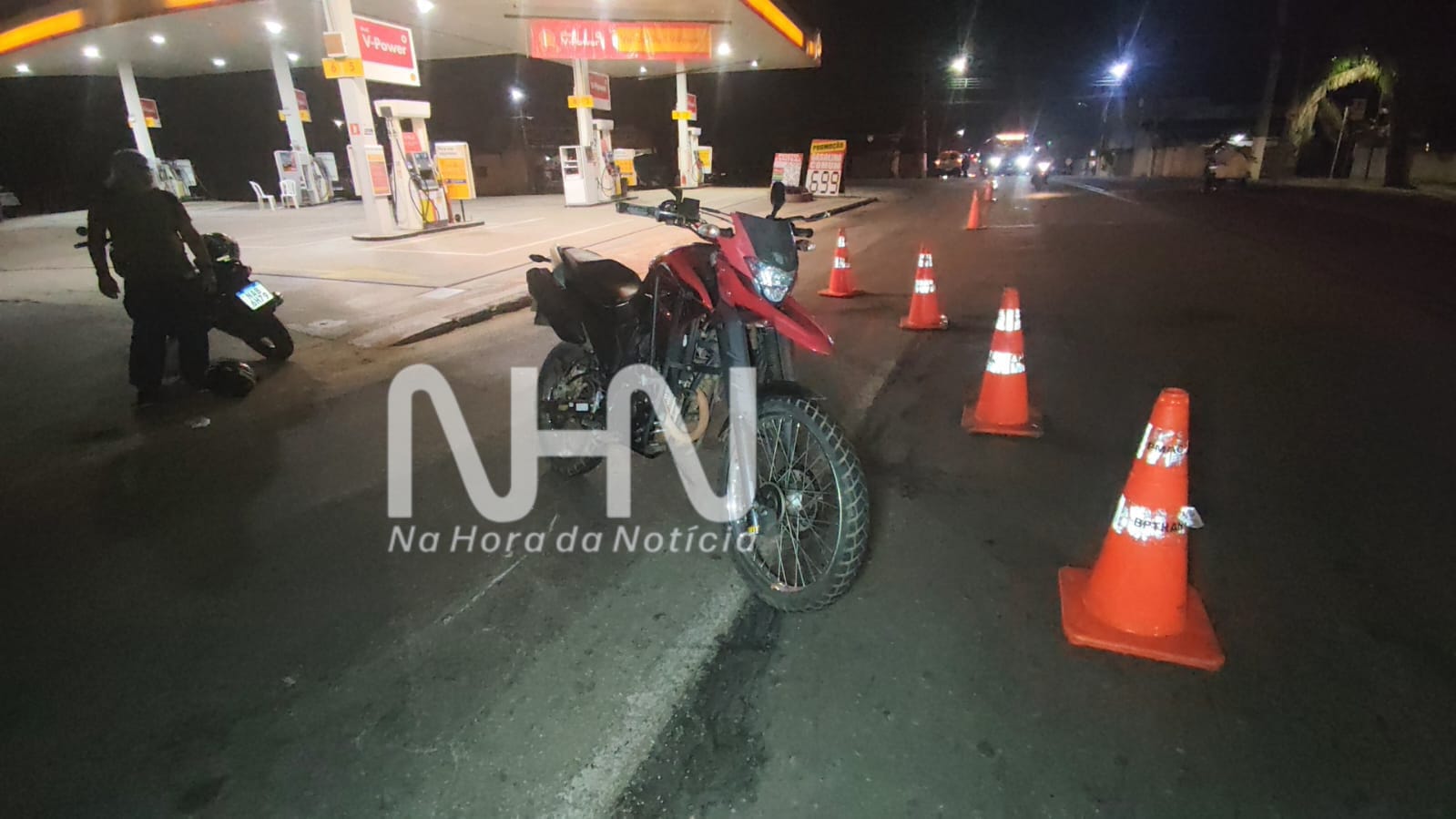 Homem em situação de rua sofre fraturas expostas após ser atropelado por motocicleta no Centro de Rio Branco