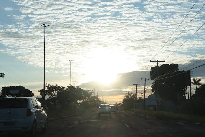 Sexta-feira traz calor, sol e chance de chuva em todo o Acre