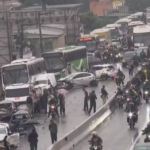Motorista infarta e morre ao volante na Dutra; engavetamento deixa 10 feridos