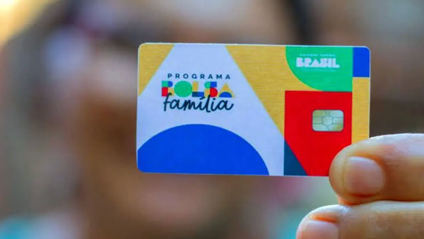 Bolsa Família muda calendário de novembro e vai pagar oito finais do NIS no mesmo dia; veja quando você recebe