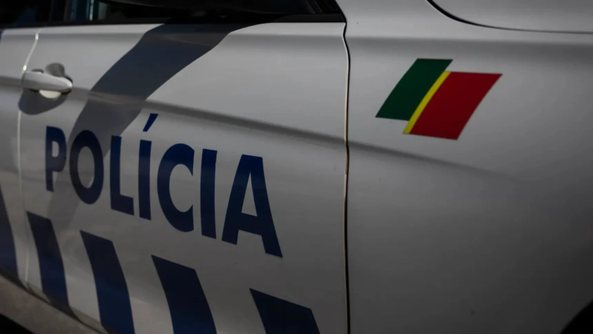 Brasileira é encontrada morta e nua após carro capotar em Portugal