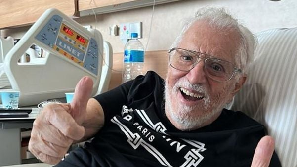 Aos 90 anos, Carlos Alberto de Nóbrega é internado com infecção