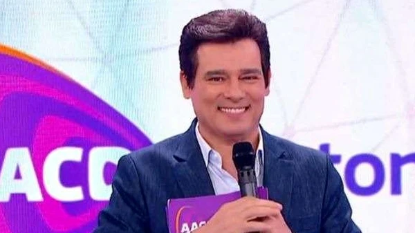 Celso Portiolli se manifesta sobre política, cita esquerda e direita e surpreende com declaração