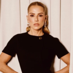 Deborah Secco revela que recebeu advertência da Globo ao chegar para trabalhar Deborah Secco revela que recebeu advertência da Globo ao chegar para trabalhar