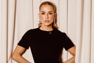 Deborah Secco revela que recebeu advertência da Globo ao chegar para trabalhar Deborah Secco revela que recebeu advertência da Globo ao chegar para trabalhar