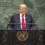 Trump diz que 'mãe de todas as bombas' é 'como uma pequena bomba nuclear'