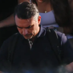 Flávio Bolsonaro pode perder o cargo de senador ao sair do Brasil? Entenda Flávio Bolsonaro pode perder o cargo de senador ao sair do Brasil? Entenda