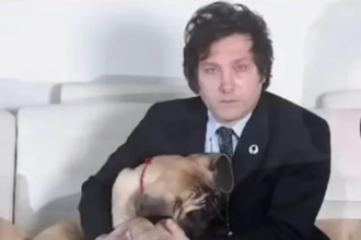 Presidente da Argentina, Javier Milei contrata veterinária médium para conversar com cachorro morto e cinco clones do animal Presidente da Argentina, Javier Milei contrata veterinária médium para conversar com cachorro morto e cinco clones do animal
